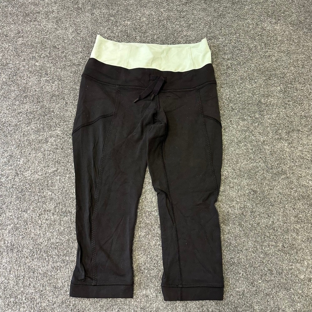 Lululemon Leggings Womens Size 4 Black Green Cropped Athletic Yoga Pants